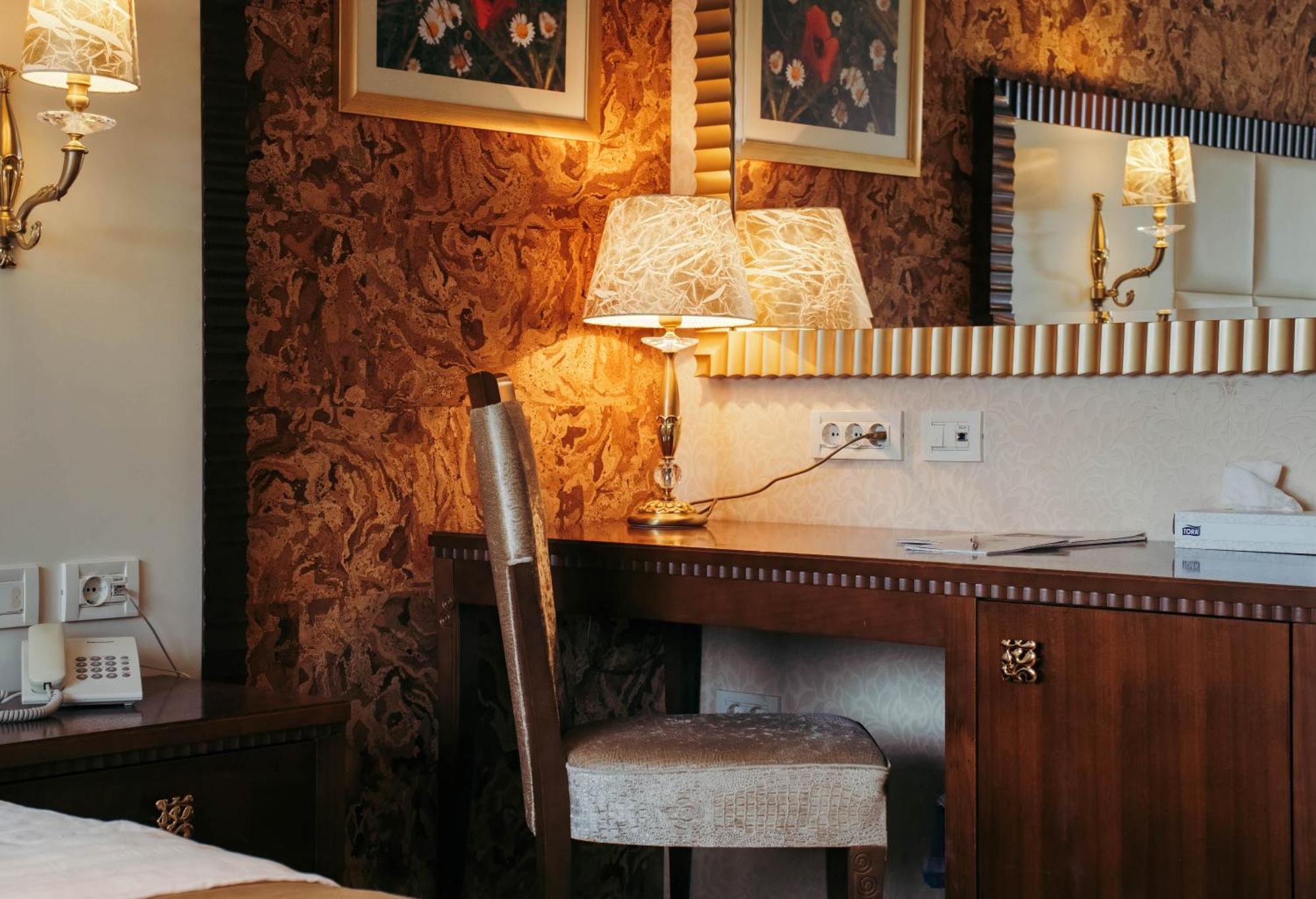 Boutique Oasi Nočitev z zajtrkom 5*